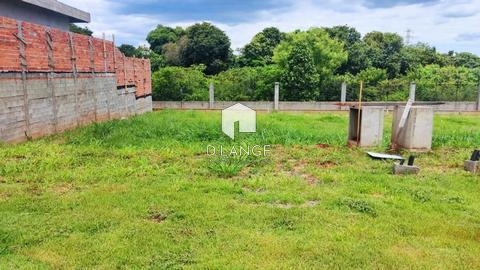 Terreno em Condomínio à venda, 300m² - Parque Brasil 500