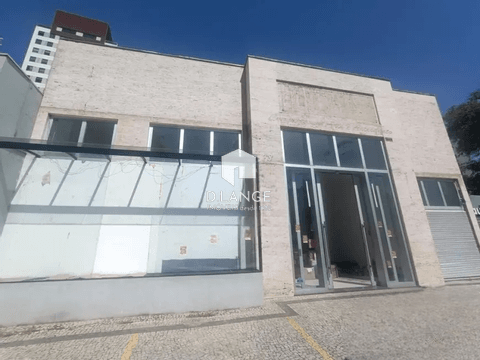 Salão comercial à venda no bairro Cambuí em Campinas