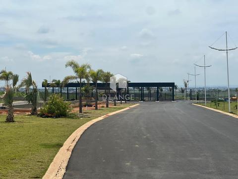 Terreno à venda no bairro Parque Brasil 500 em Paulínia