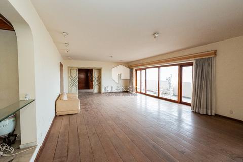 Apartamento à venda no bairro Cambuí em Campinas
